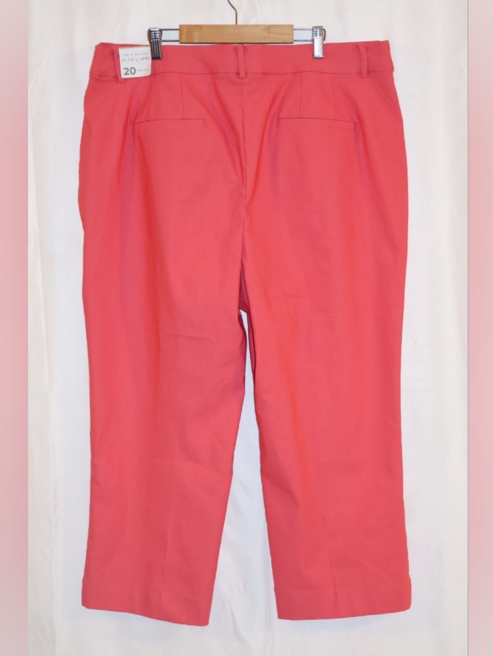Lane Bryant 4-Season Mid-Rise Slim Capri Pants-Coral. NWT. - Picture 6 of 12